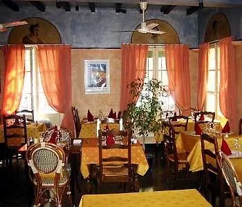 Le Relais De Poste Centre Historique 2* Arles